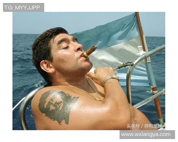 飒爽英姿！足球巨星背影动漫震撼来袭